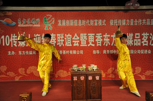 点击图片,在新窗口显示原始尺寸